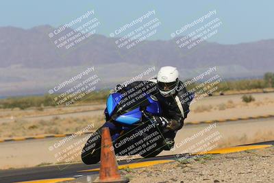 media/Oct-08-2022-SoCal Trackdays (Sat) [[1fc3beec89]]/Turn 9 Inside (10am)/